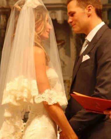 Vivian Lake Brady parents Tom Brady and Gisele Bundchen at their wedding.